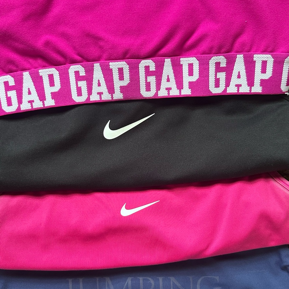 Sports bra
